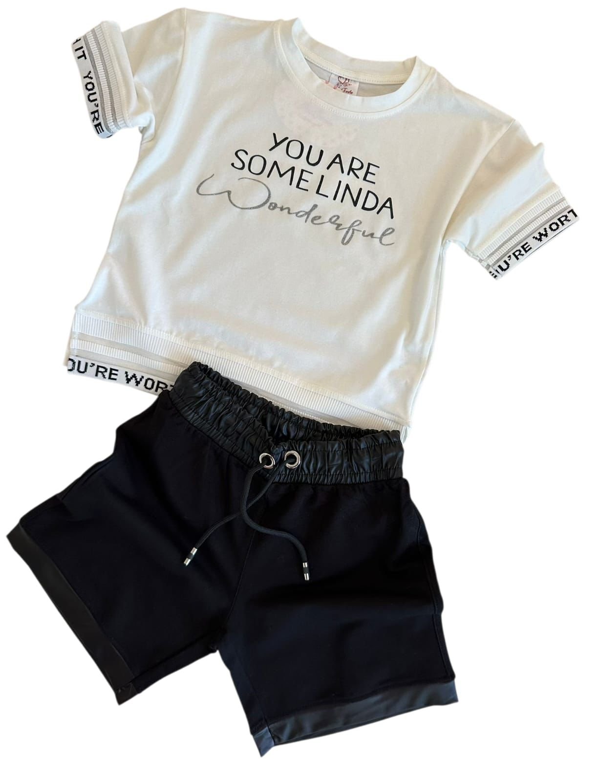 Детски комплект за момиче с къси панталони