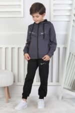 Спортен екип за момче с дълъг ръкав NK