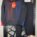 Спортен екип за момче с дълъг ръкав NK FCB